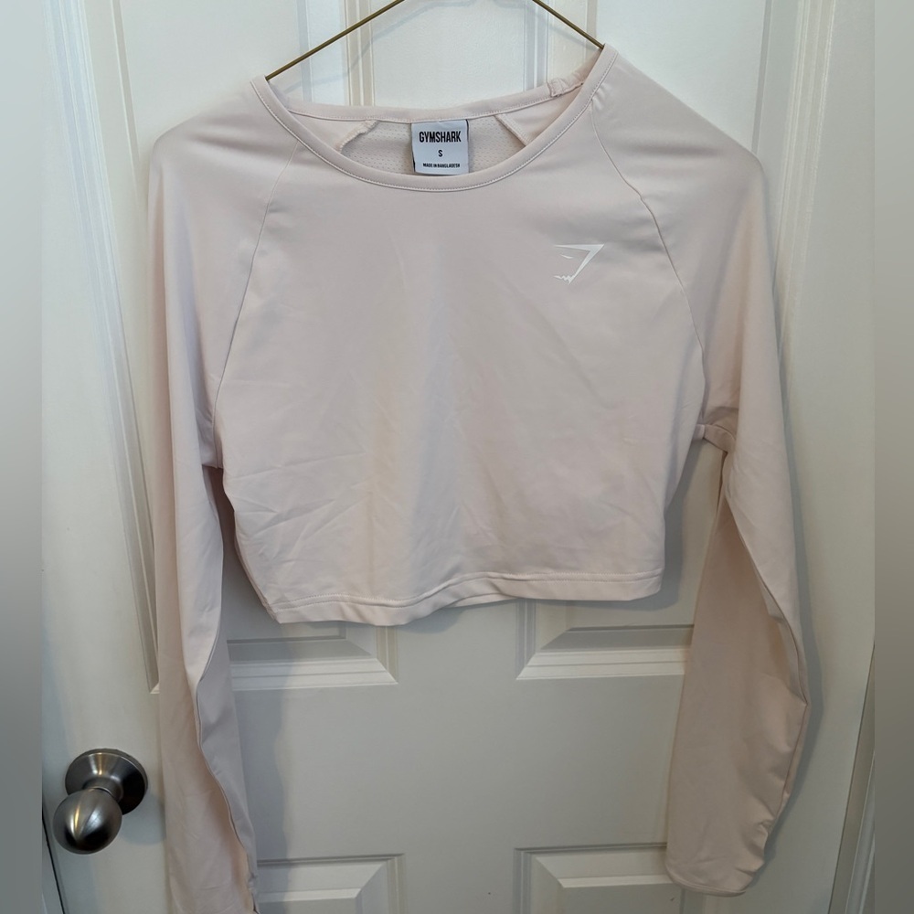 Gymshark Cropped Athletic Longsleeve Workout Pilates Pale Pink Top Women’s Small - Picture 1 of 4
